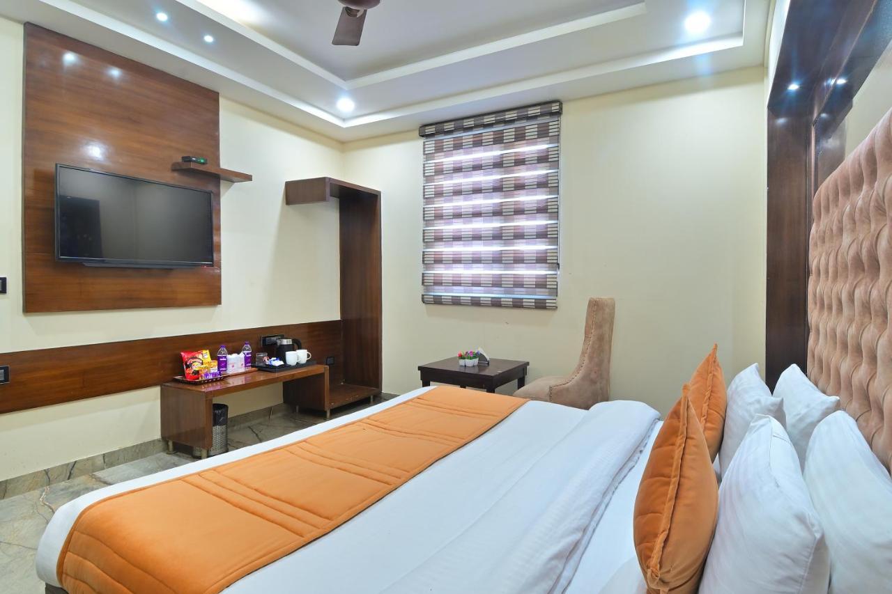 Hotel Vanson Delite - New Delhi Railway Station Екстер'єр фото